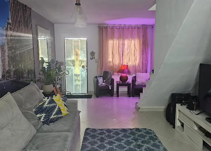 Casa De Gente Boa